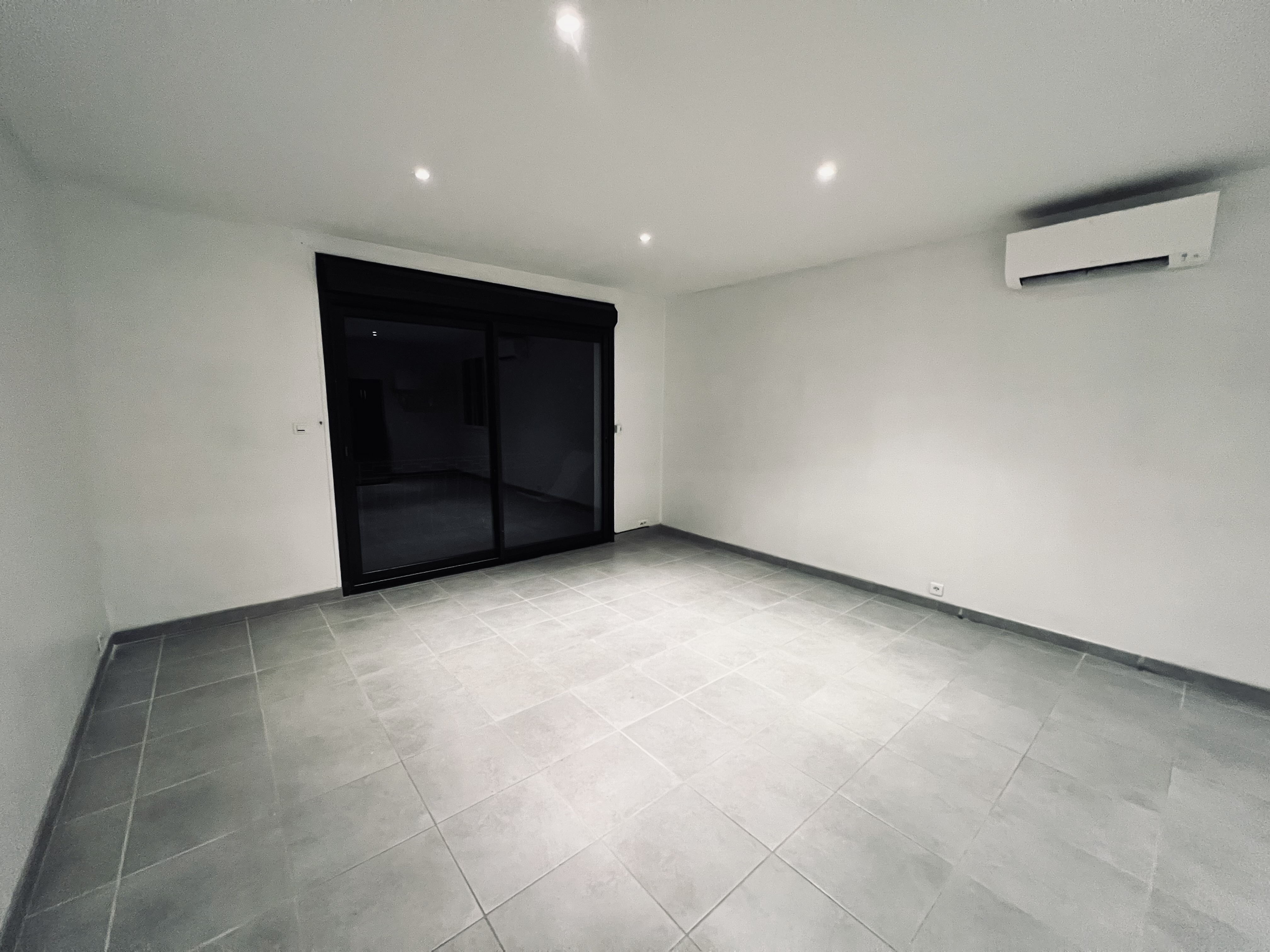 Maison t 6 avec  studio, garage et piscine hors sol - Pertuis - Réf. 203 - Photo 7